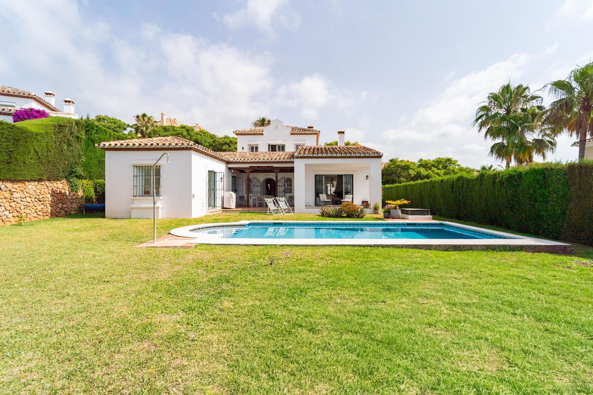 Villa Elviria, Marbella - Marbella East - Villa | 60