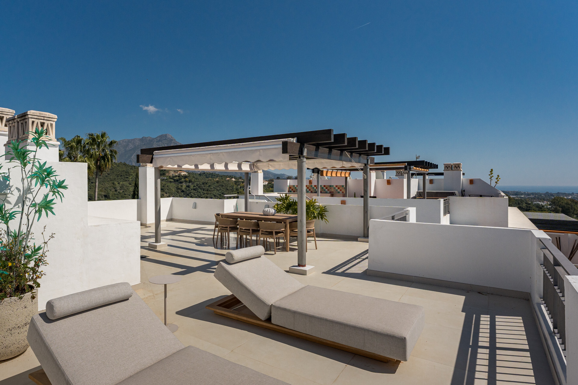 Impresionante Ático Dúplex con Piscina Privada y Vistas Espectaculares – La Quinta, Benahavís - La Quinta - Atico Duplex | 54