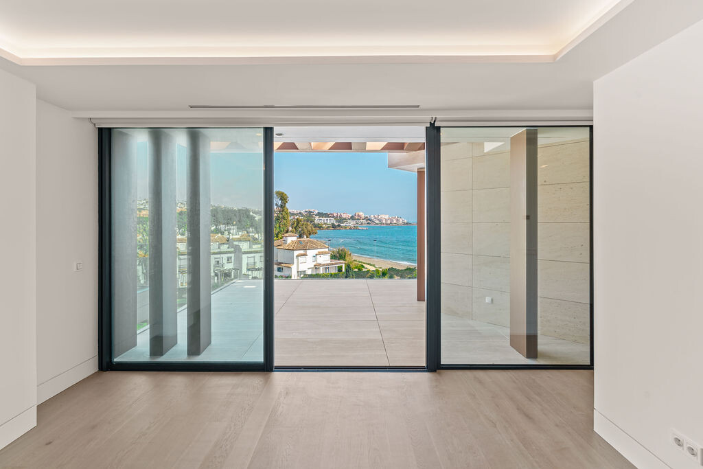 Ático dúplex de lujo en primera línea de playa en The Sapphire, Estepona -  - Atico Duplex | 31
