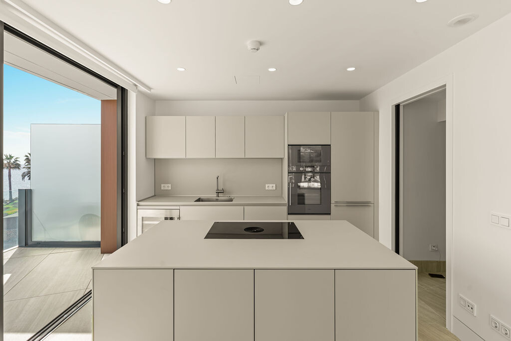 Ático dúplex de lujo en primera línea de playa en The Sapphire, Estepona -  - Atico Duplex | 9