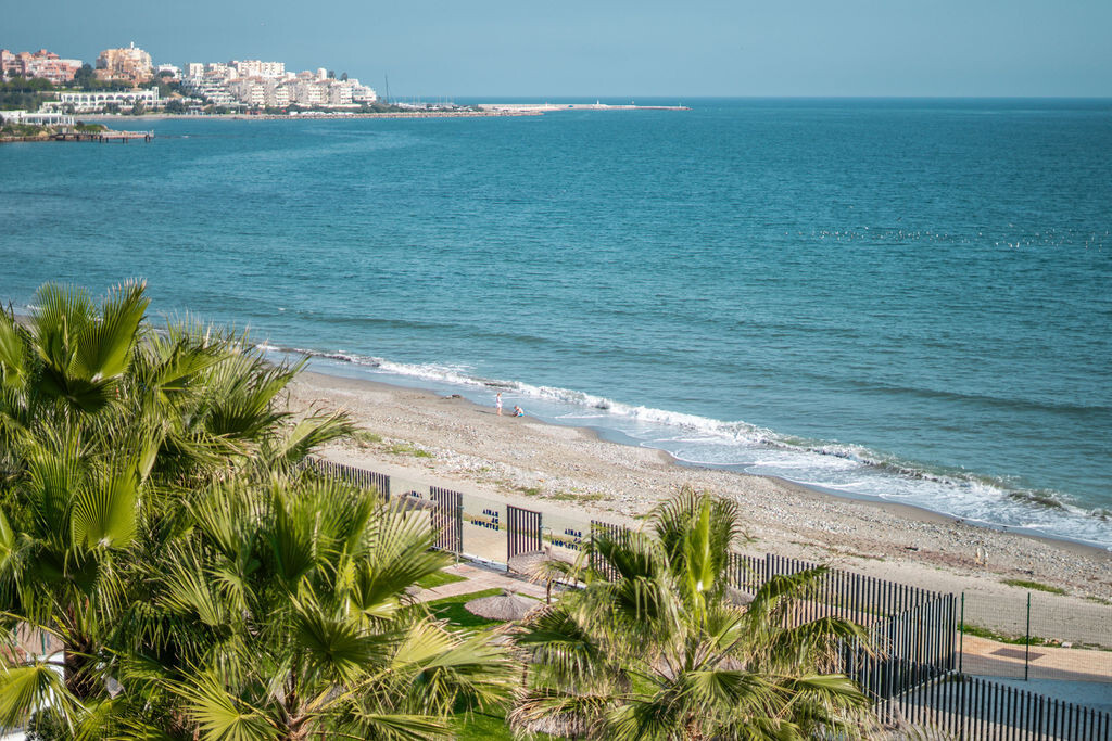 Ático dúplex de lujo en primera línea de playa en The Sapphire, Estepona -  - Atico Duplex | 40