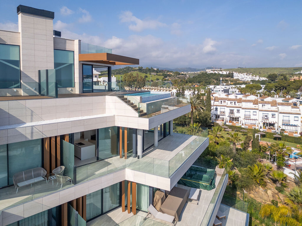 Ático dúplex de lujo en primera línea de playa en The Sapphire, Estepona -  - Atico Duplex | 38