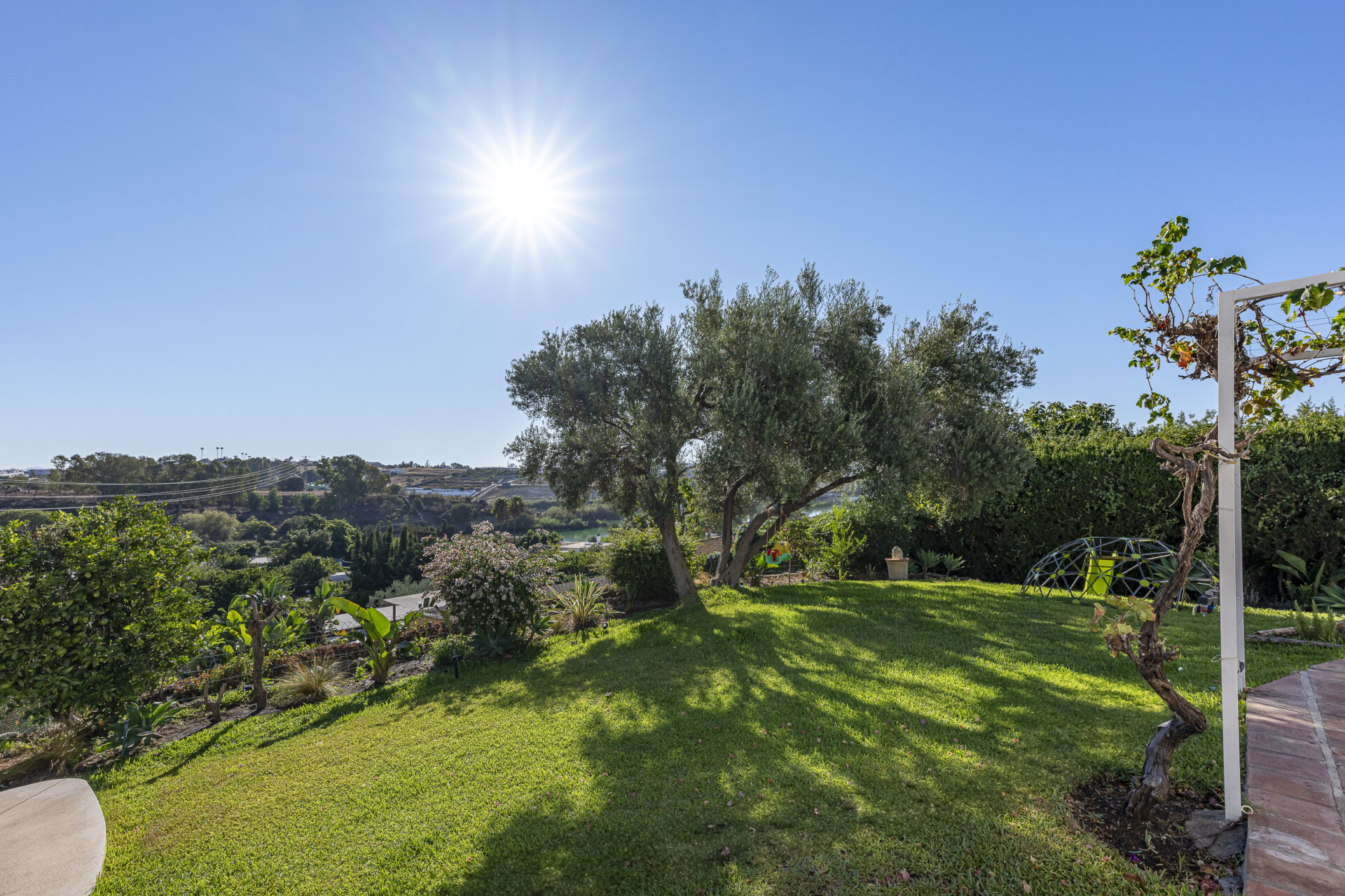 Encantadora Villa con Vistas Panorámicas en Guadalmina Alta - Guadalmina Alta - Villa | 37