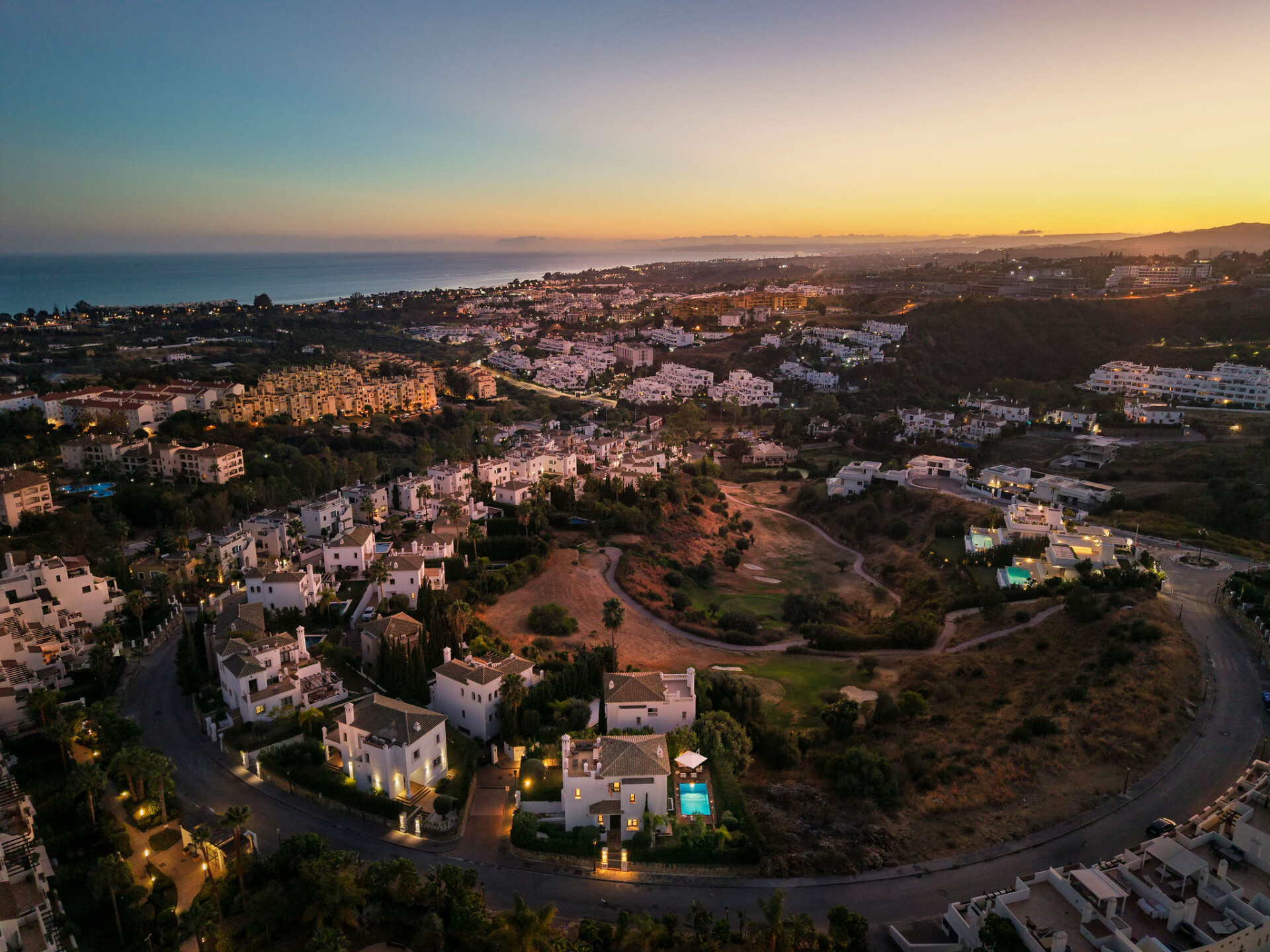 Gerenoveerde villa met zeezicht, privézwembad en mediterrane tuin in Estepona - Estepona Oost - Villa | 37