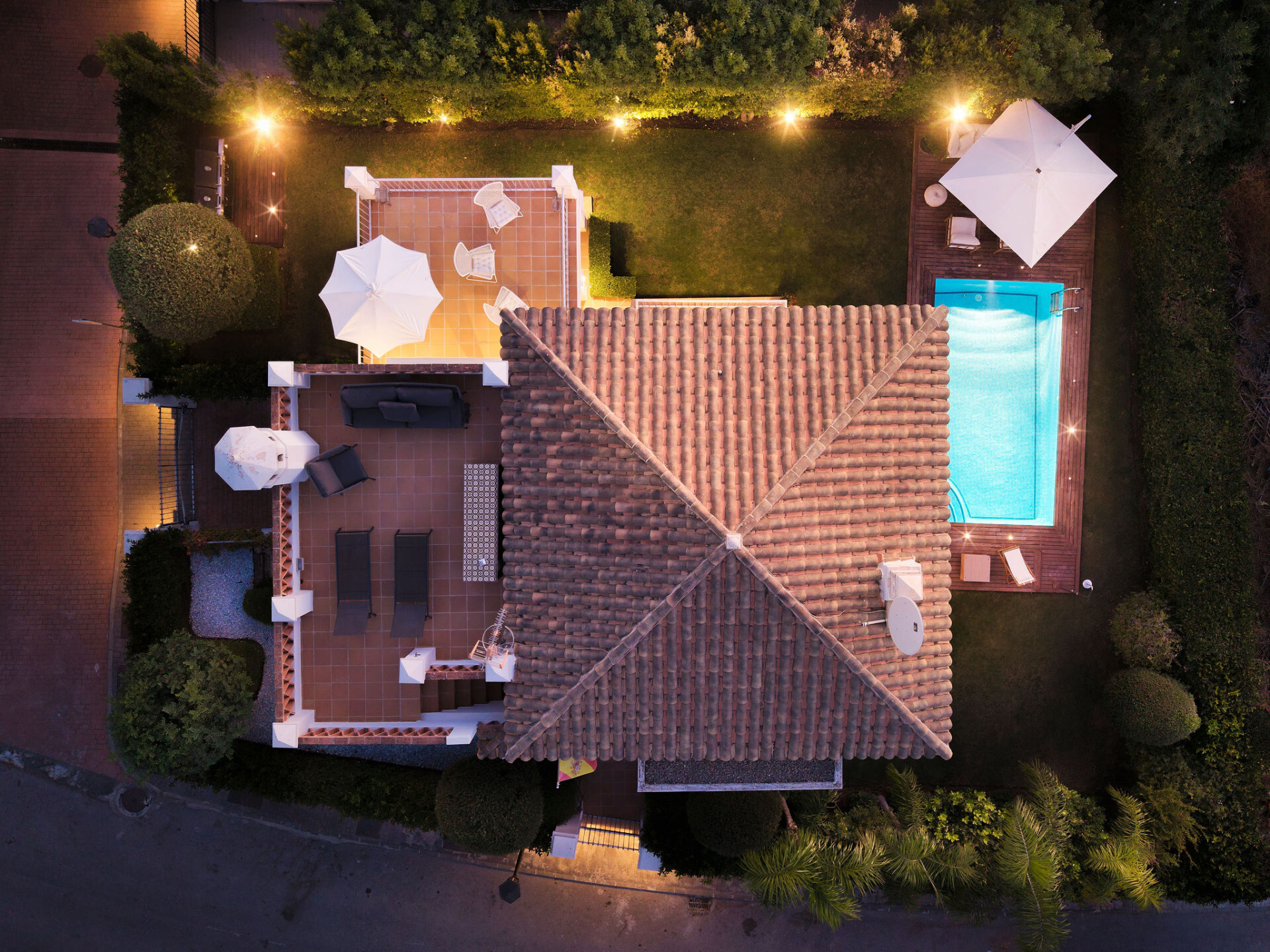 Gerenoveerde villa met zeezicht, privézwembad en mediterrane tuin in Estepona - Estepona Oost - Villa | 34